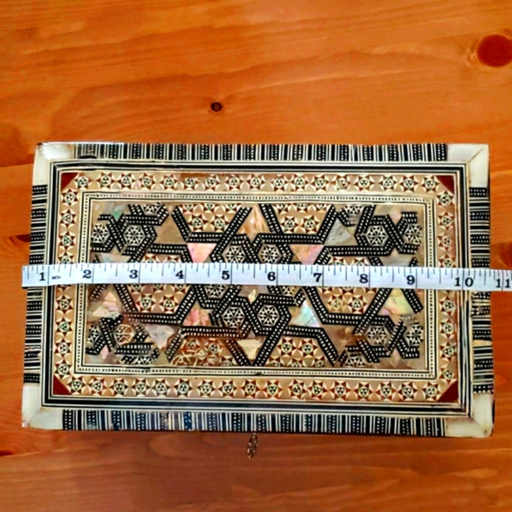 Vintage Mosaic  Wood safe box